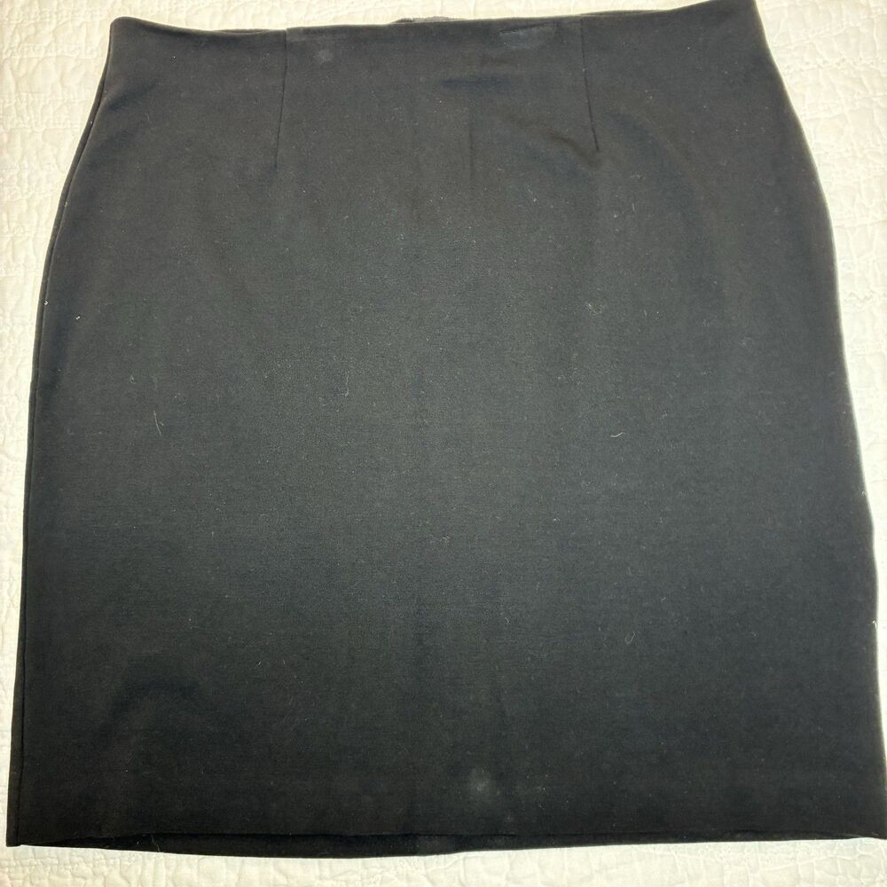 Chico’s Black Soft Knit Pencil Skirt Knee Length  Zipper Sz  2.5 (Large)